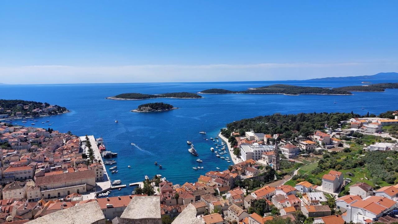 Hotel Hektorovic House à Hvar Town Extérieur photo